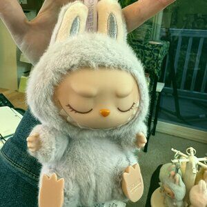 AUTHENTIC POP MART LABUBU The Monsters Have A Seat Vinyl Plush - ZIZI SEALED Box